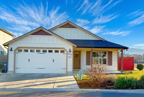 1627 S Columbus Ave, Medford, OR 97501