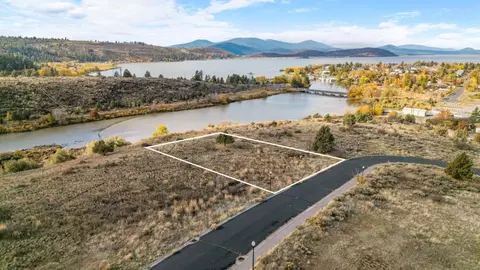 pristine drive LOT 4, Klamath Falls, OR 97601