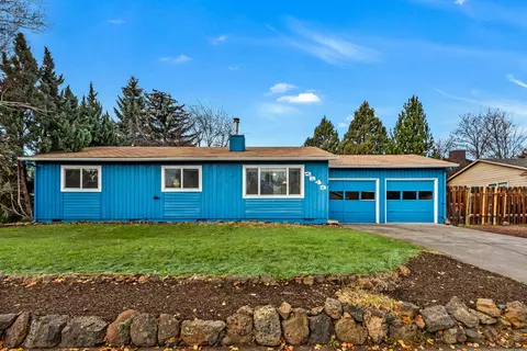 2843 NE Purcell Blvd, Bend, OR 97701