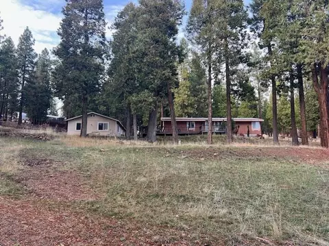 17209 Ponderosa Ln, Klamath Falls, OR 97601