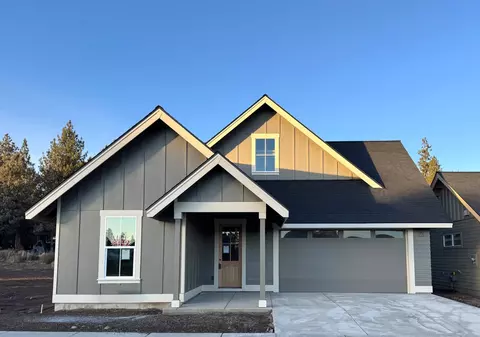 61217 SE Wagyu Dr #151, Bend, OR 97702