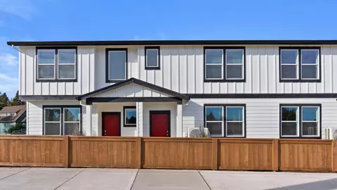62739 Eagle Rd, Bend, OR 97701