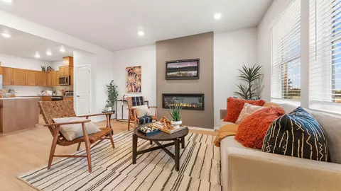 Living - 62741 Eagle Rd, Bend, OR 97701 photo 1 of 2