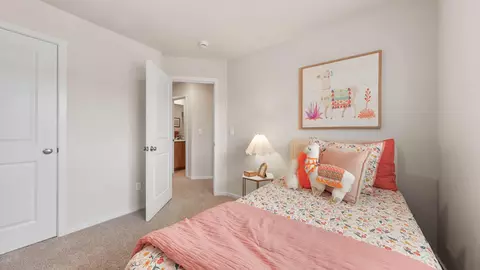 Bedroom - 62741 Eagle Rd, Bend, OR 97701 photo 7 of 7