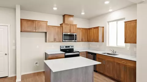 Kitchen - 62745 Eagle Rd, Bend, OR 97701 photo 1 of 2
