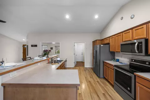 Kitchen - 65050 92nd St, Bend, OR 97703 photo 1 of 3