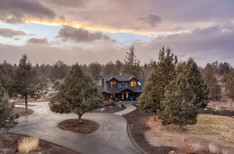 18025 Cascade Estates Dr, Bend, OR 97703