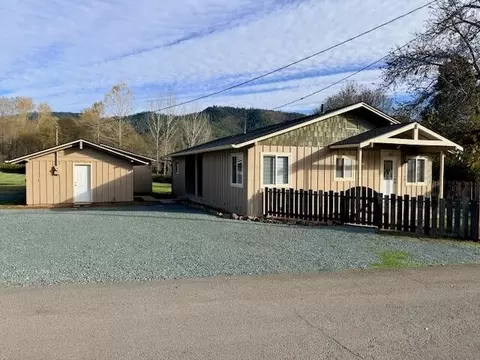 2571 Evans Creek Rd, Rogue River, OR 97537