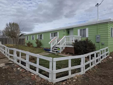820 Wilson Ave, Metolius, OR 97741