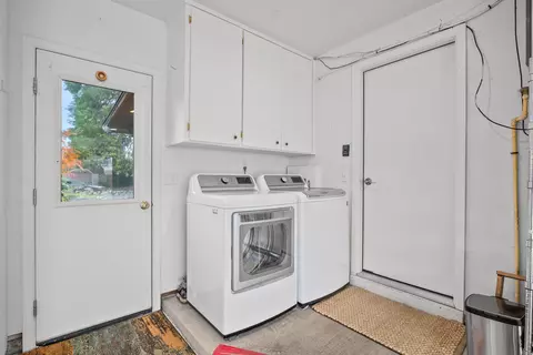 Other - 905 Comet Ave, Central Point, OR 97502 photo 4 of 5