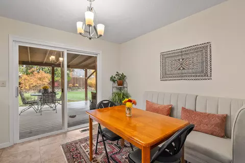 Dining - 905 Comet Ave, Central Point, OR 97502 photo 1 of 2