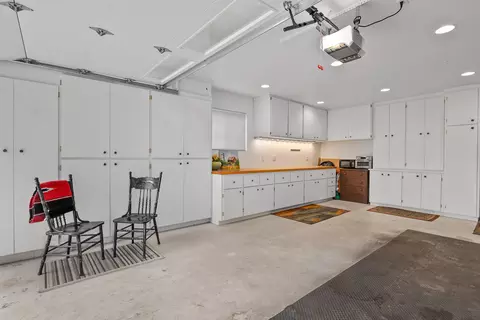Other - 905 Comet Ave, Central Point, OR 97502 photo 5 of 5