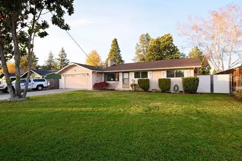 2849 Alameda St, Medford, OR 97504
