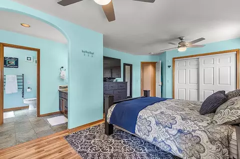 Bedroom - 61097 Ferguson Ct, Bend, OR 97702 photo 1 of 4
