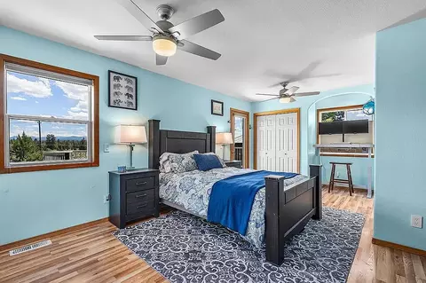 Bedroom - 61097 Ferguson Ct, Bend, OR 97702 photo 2 of 4