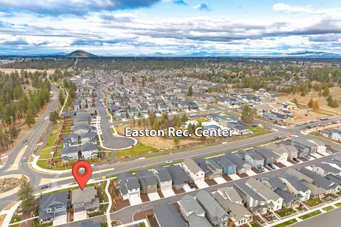 View/Area - 60915 SEpic Pl, Bend, OR 97702 photo 5 of 5