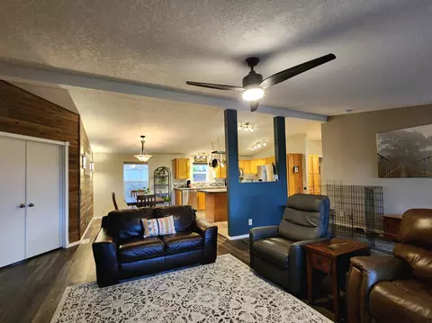 198 Flamingo Dr, Eagle Point, OR 97524 photo 18