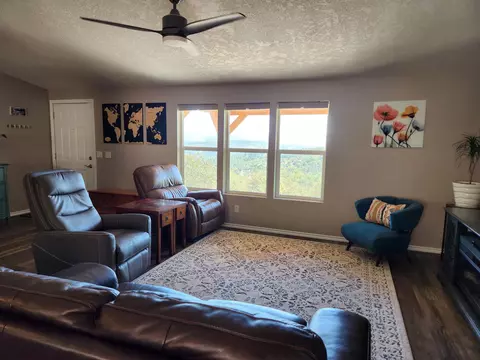 198 Flamingo Dr, Eagle Point, OR 97524 photo 16