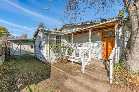 Other - 620 S Royal Ave, Eagle Point, OR 97524 photo 6 of 6