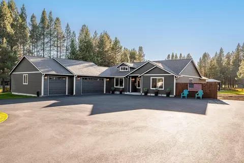 53845 Pine Grove Rd, La Pine, OR 97739