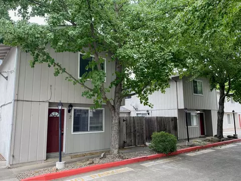 747 Spring St, Medford, OR 97504