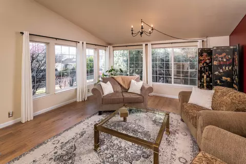 2394 NE Crocus Way, Bend, OR 97701