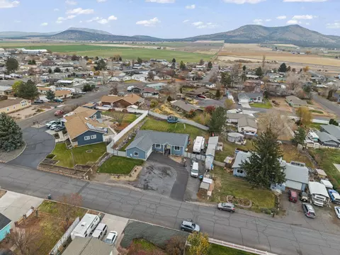 View/Area - 430 E D St, Culver, OR 97734 photo 4 of 7