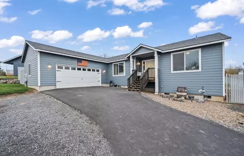 430 E D St, Culver, OR 97734