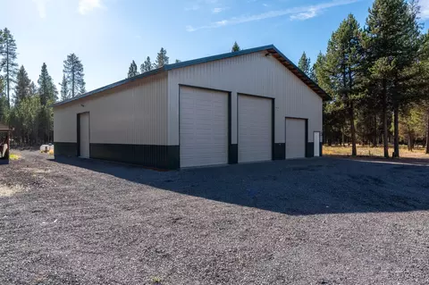Exterior - 16549 Wayne Dr, La Pine, OR 97739 photo 3 of 7