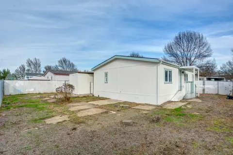 633 E Archwood Dr #53, Eagle Point, OR 97524 photo 24
