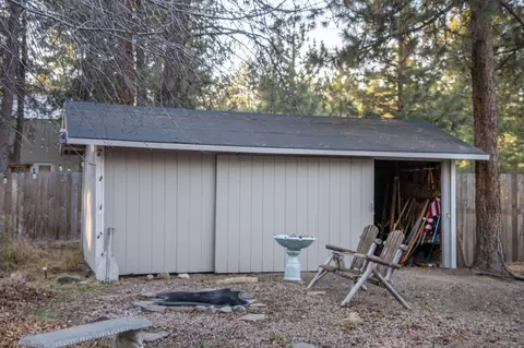Exterior - 19154 Baker Rd, Bend, OR 97702 photo 5 of 6