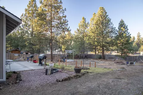 Exterior - 19154 Baker Rd, Bend, OR 97702 photo 6 of 6