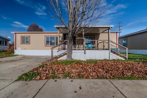 10 E South Stage Rd #SPC 101, Medford, OR 97501
