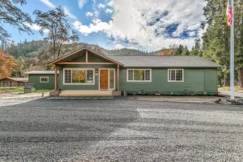 753 Rogue River Hwy, Gold Hill, OR 97525