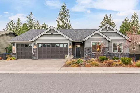 3127 NW Hidden Ridge Dr, Bend, OR 97703