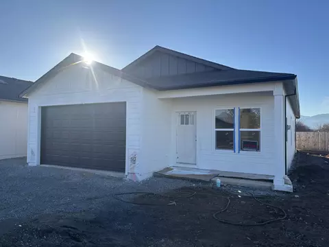 729 Dahl Pl # 5, Medford, OR 97501