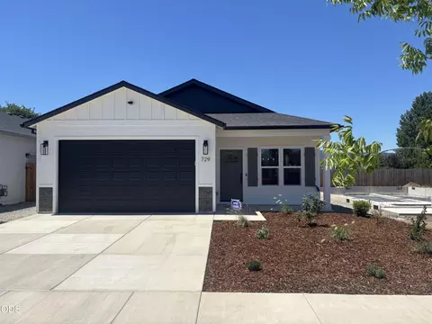 729 Dahl Pl # 5, Medford, OR 97501