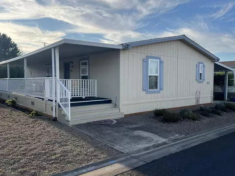 255 Colver Rd #85, Talent, OR 97540