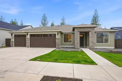 1307 NW Ochoa Dr, Bend, OR 97703
