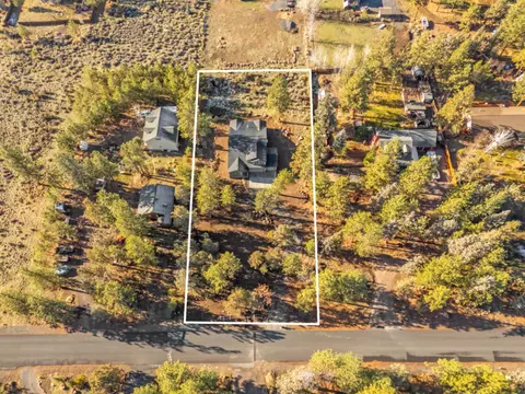 View/Area - 70085 Cayuse Dr, Sisters, OR 97759 photo 1 of 4