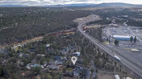 View/Area - 64564 Riverview Ave, Bend, OR 97703 photo 2 of 8