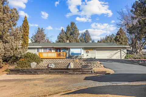 1642 NE Hilltop Ln, Madras, OR 97741