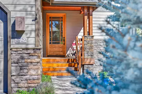 2729 NW Havre Ct, Bend, OR 97703