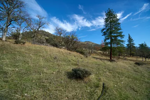 9463 E Antelope Rd, Eagle Point, OR 97524 photo 17