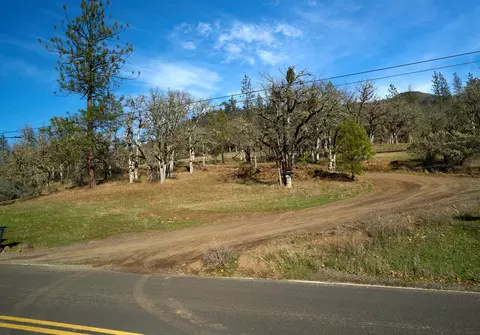 9463 E Antelope Rd, Eagle Point, OR 97524 photo 9