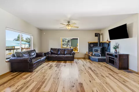 Living - 62262 Chickadee Ln, Bend, OR 97701 photo 1 of 5