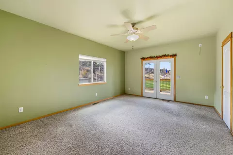 Bedroom - 62262 Chickadee Ln, Bend, OR 97701 photo 2 of 10