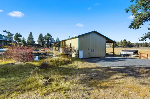 Exterior - 62262 Chickadee Ln, Bend, OR 97701 photo 12 of 15