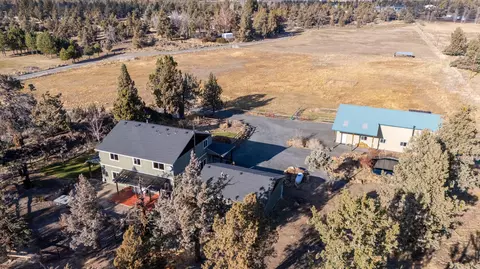 View/Area - 62262 Chickadee Ln, Bend, OR 97701 photo 1 of 3