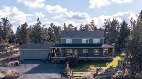 Exterior - 62262 Chickadee Ln, Bend, OR 97701 photo 10 of 15
